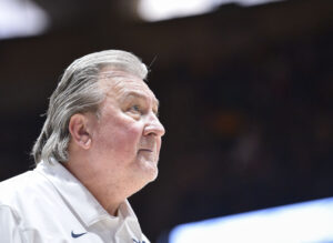 JUCO big man Jimmy Bell commits to WVU